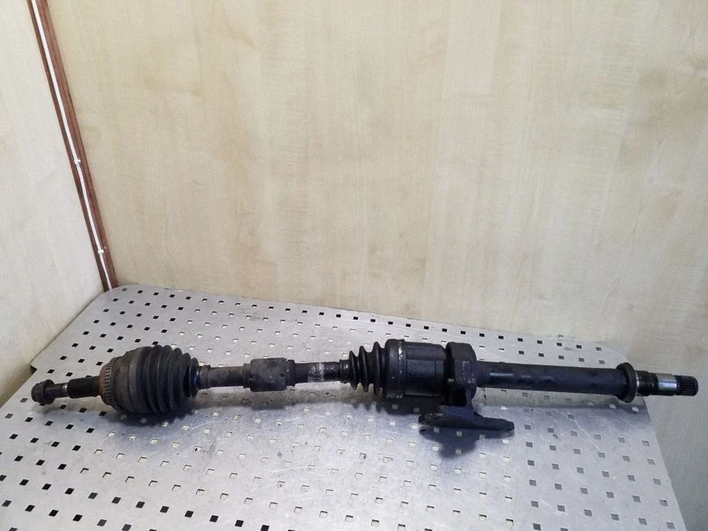 Front driveshaft – right