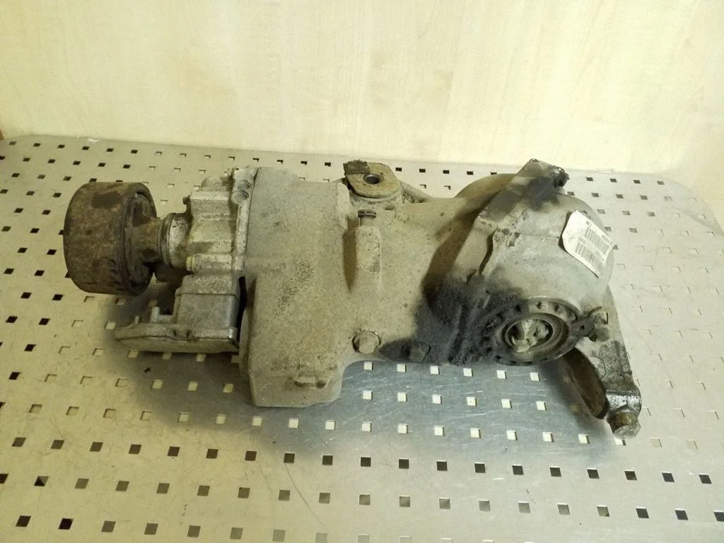 Rear differential P1216607