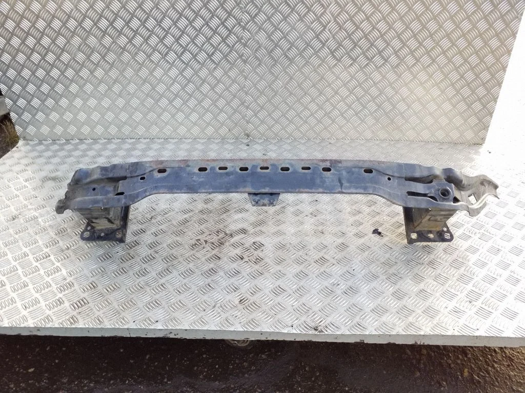 Front bumper cross member – Volkswagen Tiguan Allspace (2017-)