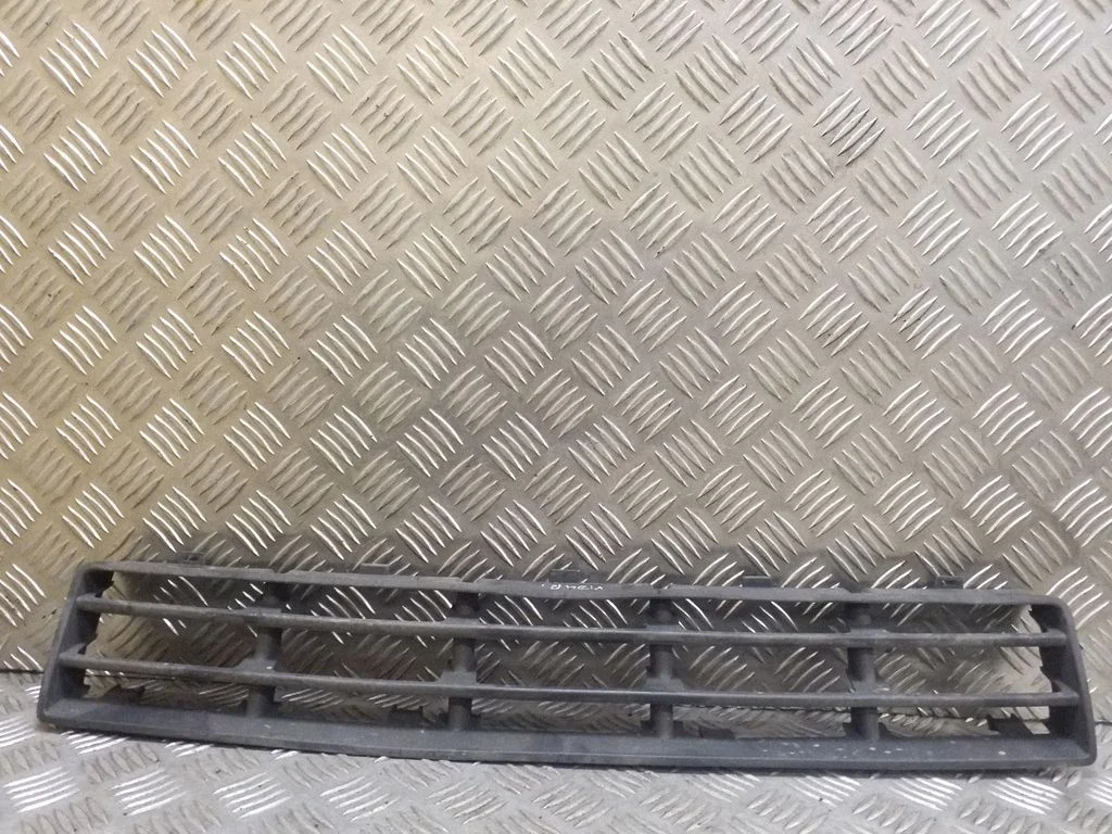 Front bumper lower grill 1J0853577D
