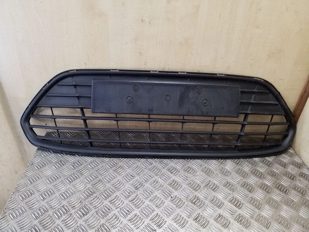 Front bumper lower grill BS7117B968A