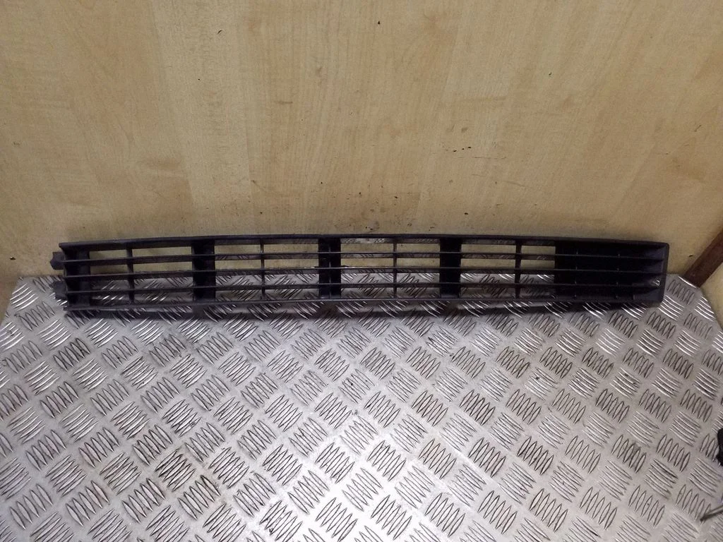 Front bumper lower grill 4A0853683F