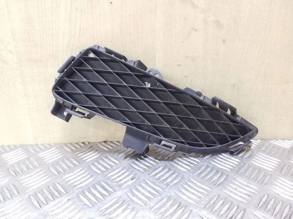 Front bumper lower grill BP4K50C21