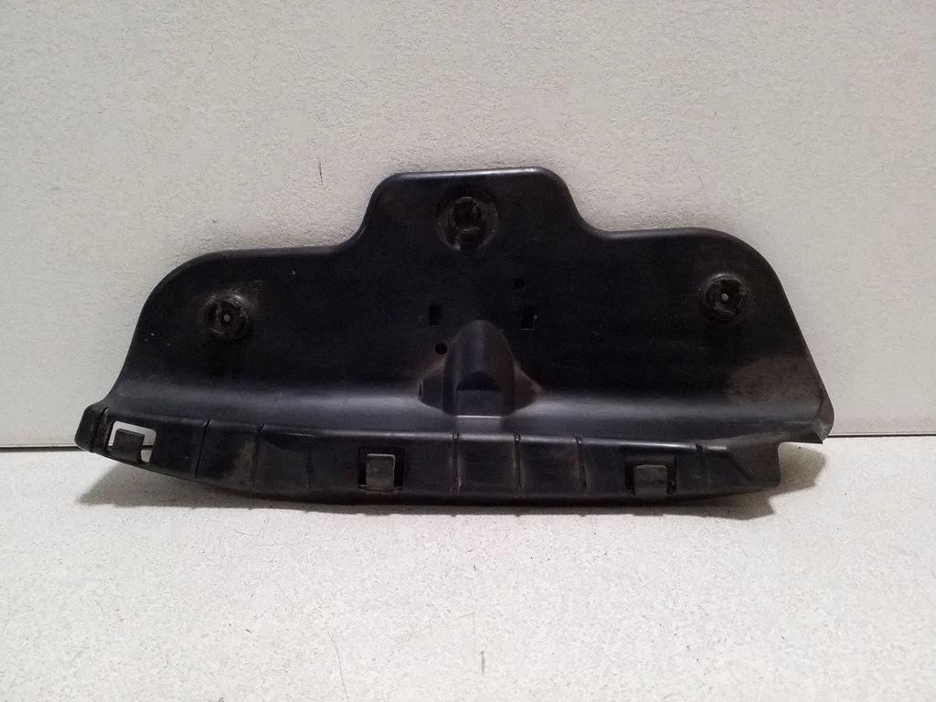 Front bumper mounting bracket GV4117E762AB