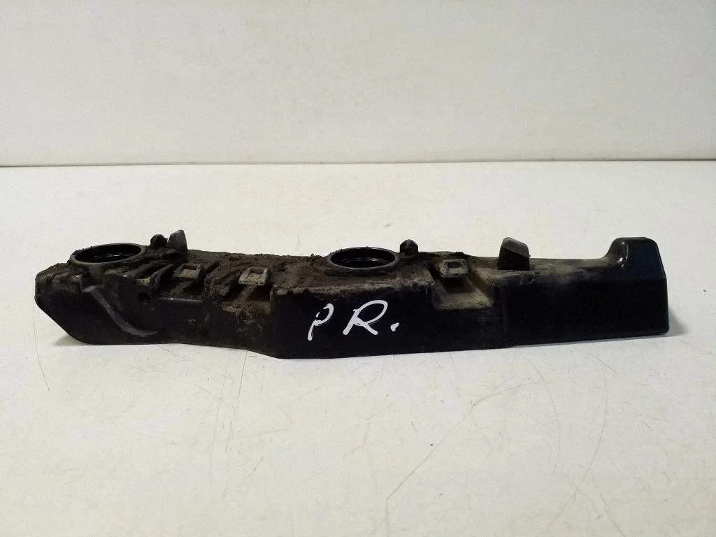 Front bumper mounting bracket 4KE807284 – Audi Q4 e-tron (2021-)