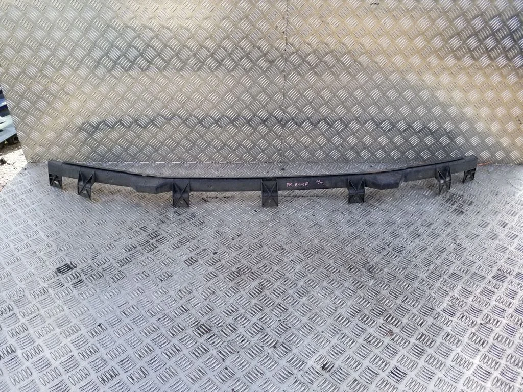 Priekšējā bampera turētājs 7D0807183B