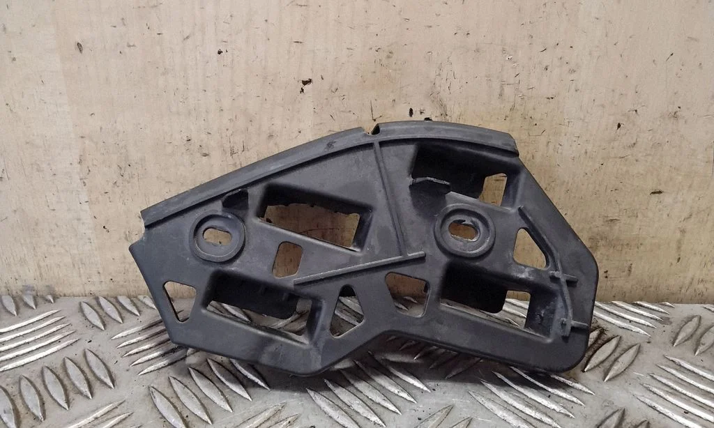 Front bumper mounting bracket 6Q0807183A