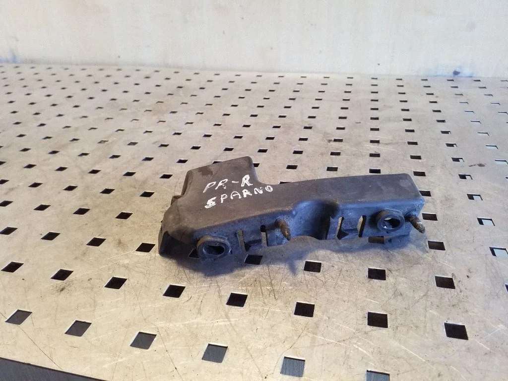 Front bumper mounting bracket 8E0807284