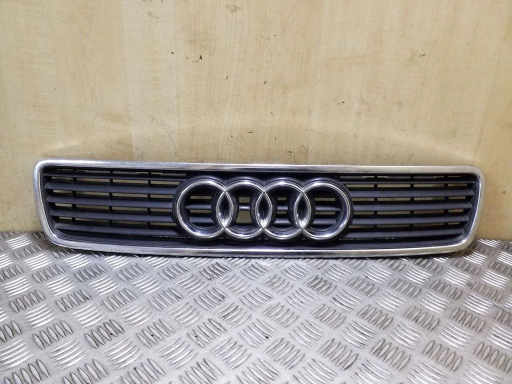 Front bumper upper radiator grill 8D0853651E