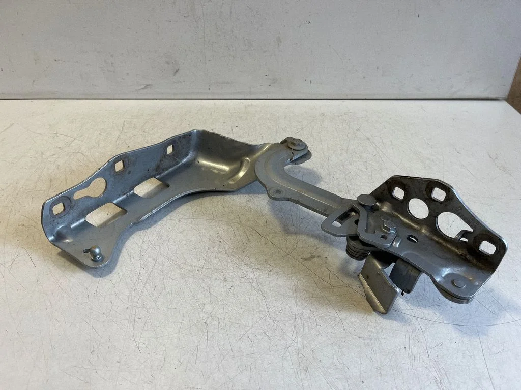 Mootorikapoti hinged – Mercedes-Benz EQC (2019-)