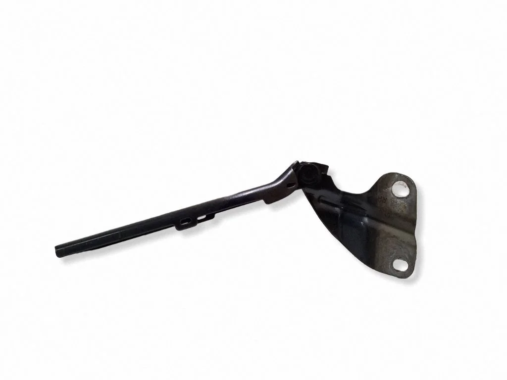 Mootorikapoti hinged 8U0823302 – Audi RS Q3 (2013-2018)