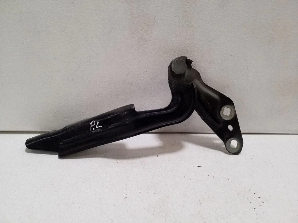 Engine bonnet/hood hinges EM2BR16801BA