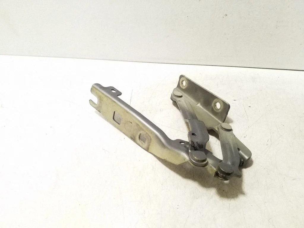 Mootorikapoti hinged 1K0823302C