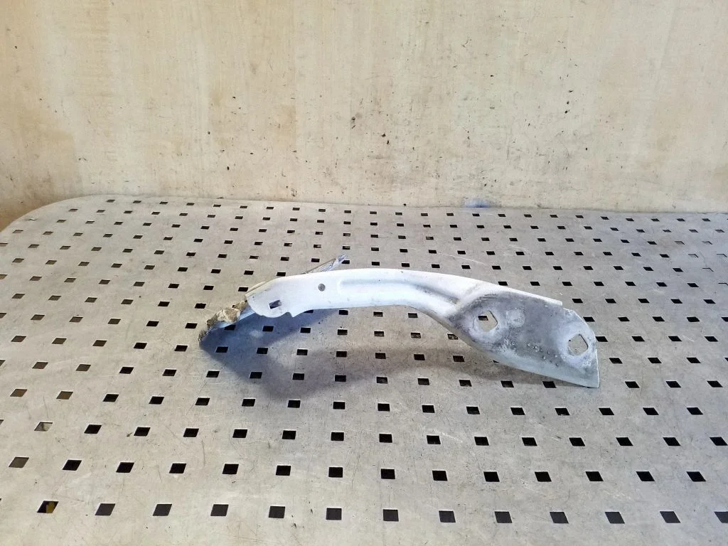 Engine bonnet/hood hinges 7P5823301C