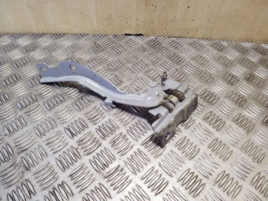 Engine bonnet/hood hinges – right