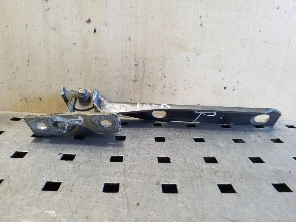 Engine bonnet/hood hinges – right