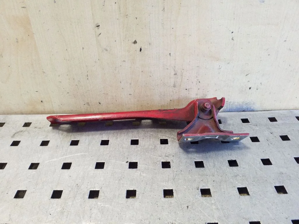 Engine bonnet/hood hinges – left