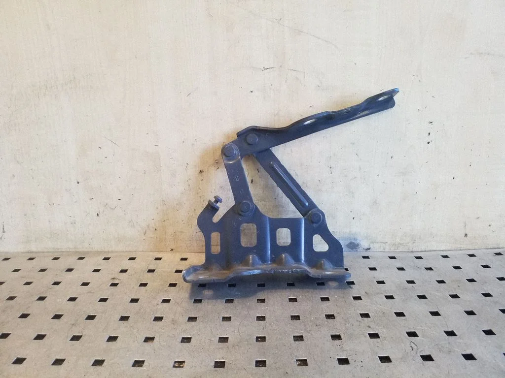 Mootorikapoti hinged – vasak