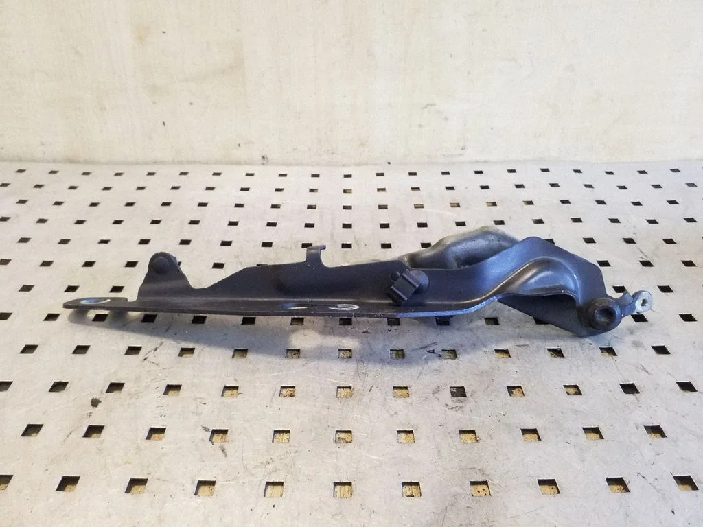 Mootorikapoti hinged – Volvo V70 (2005-2008)