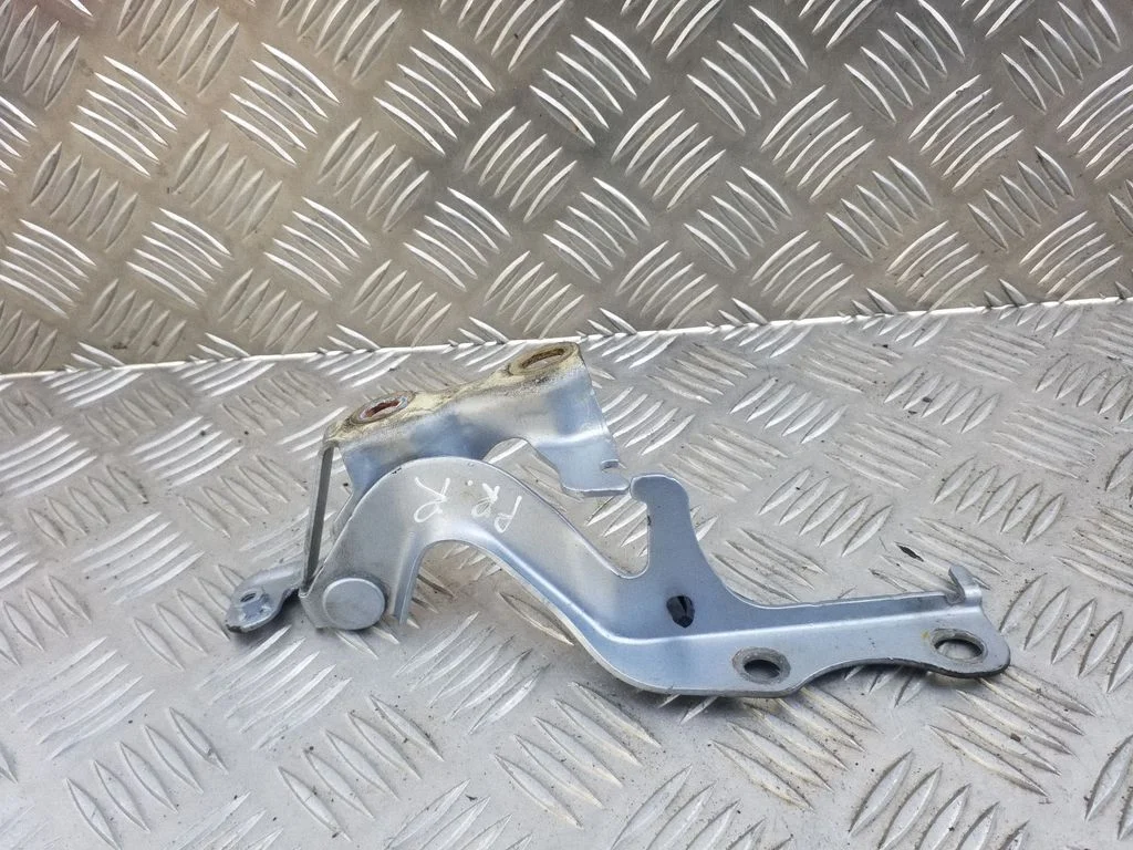 Engine bonnet/hood hinges – right