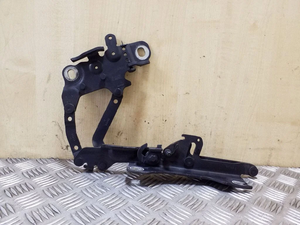 Mootorikapoti hinged 139896