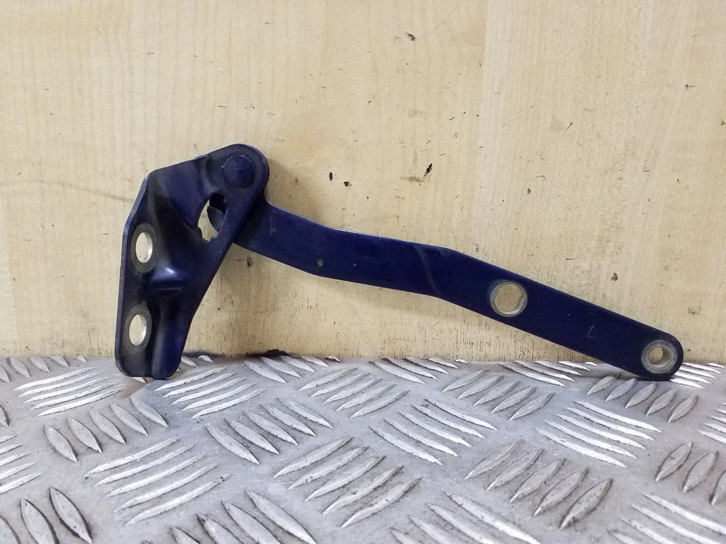 Mootorikapoti hinged – vasak