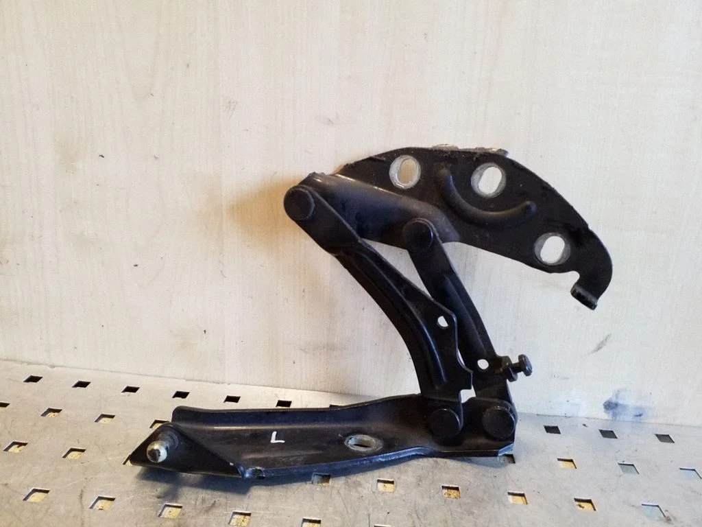 Engine bonnet/hood hinges 3D0823301D