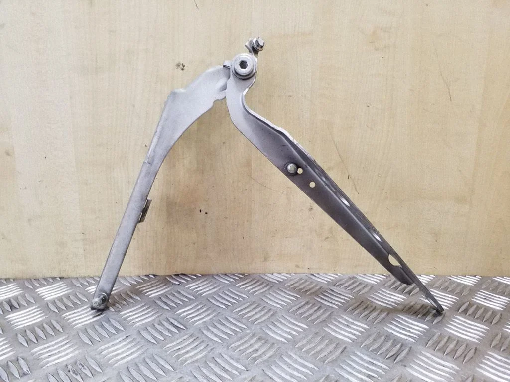 Engine bonnet/hood hinges 3D0199206CB
