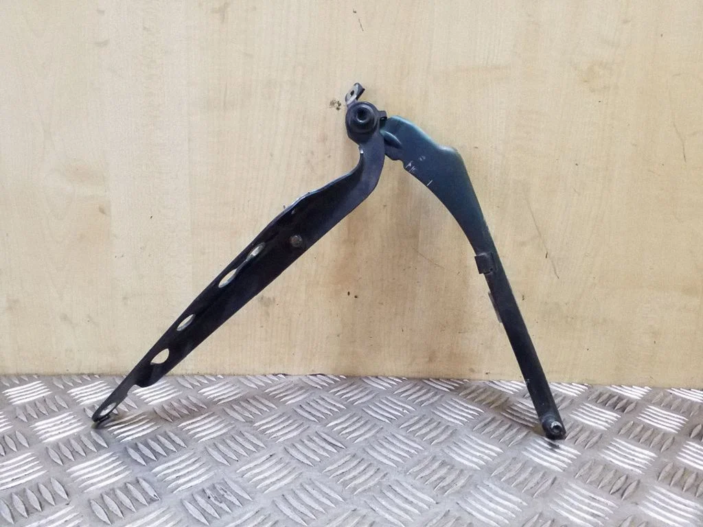 Engine bonnet/hood hinges – right