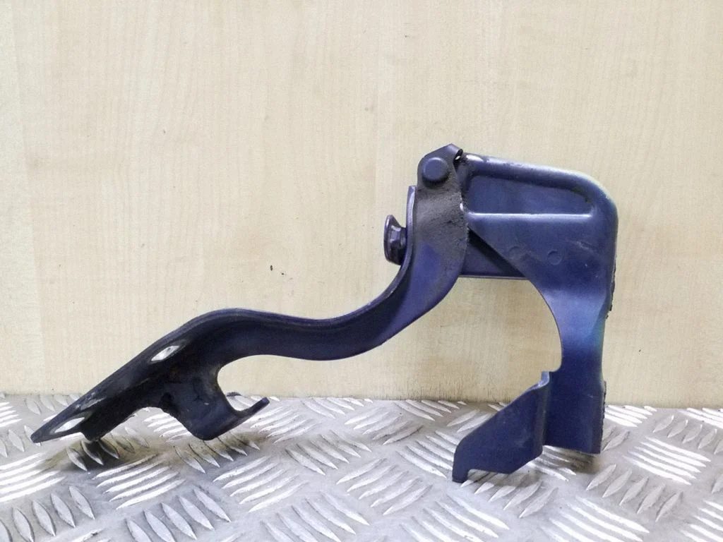 Engine bonnet/hood hinges – right