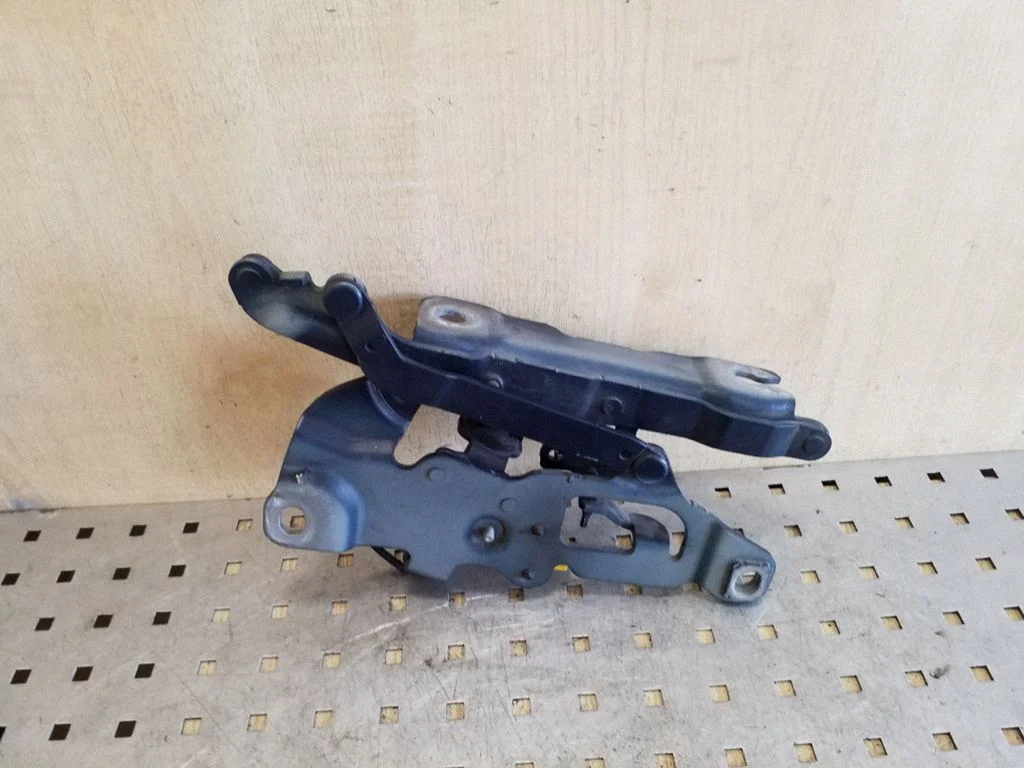 Engine bonnet/hood hinges 724988809