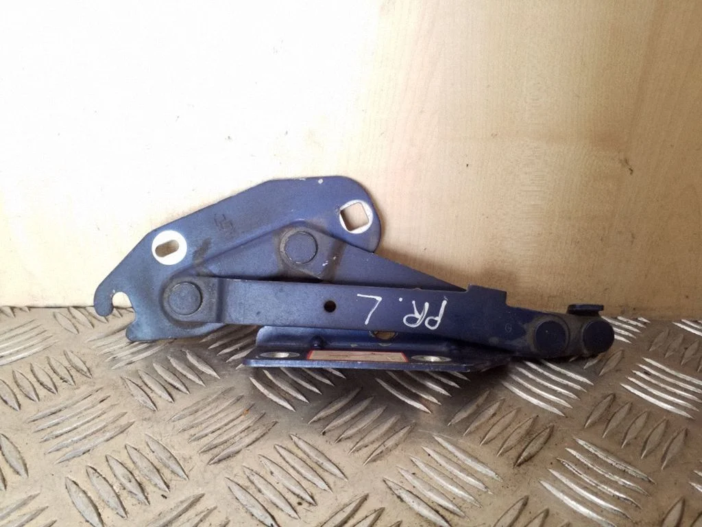 Mootorikapoti hinged – eesmine vasak