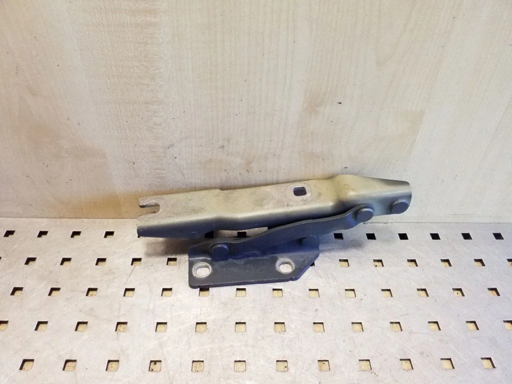 Engine bonnet/hood hinges 41617008727
