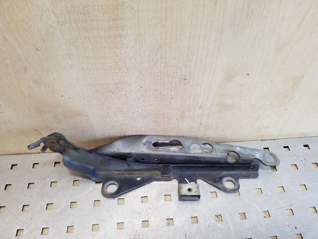 Engine bonnet/hood hinges 30745018