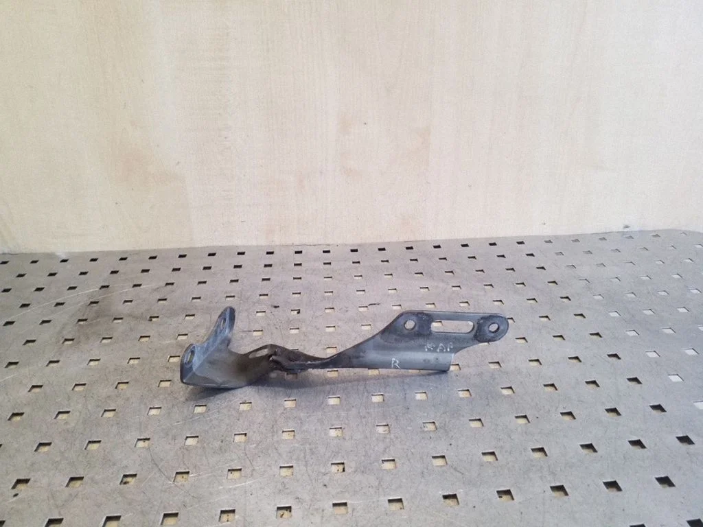 Engine bonnet/hood hinges – right