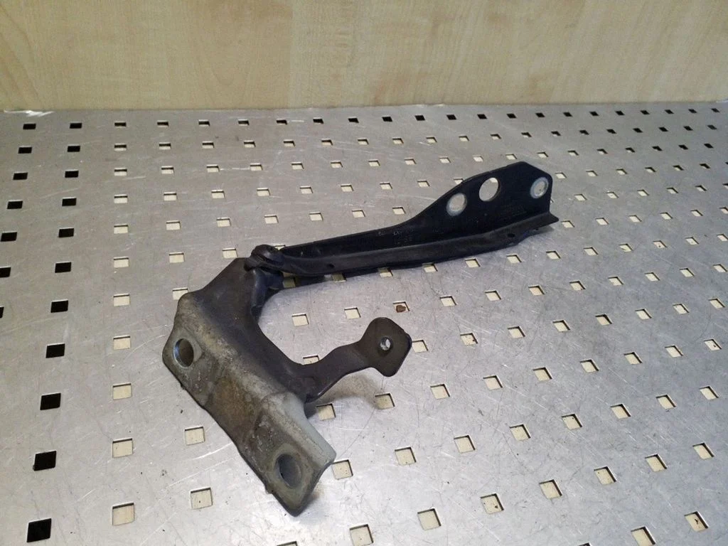 Engine bonnet/hood hinges 30753597