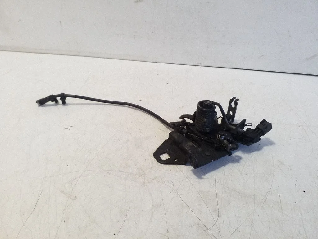 Engine bonnet/hood lock/catch FM2B16A770BB
