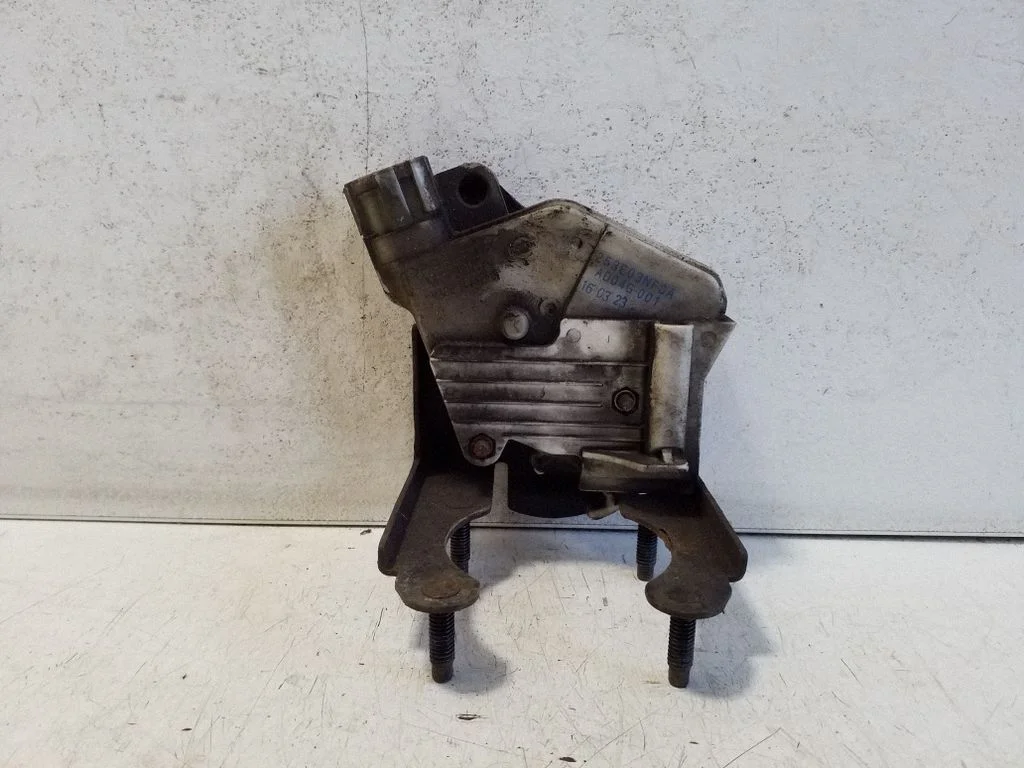 Motora pārsega slēdzene 253E03NF0A