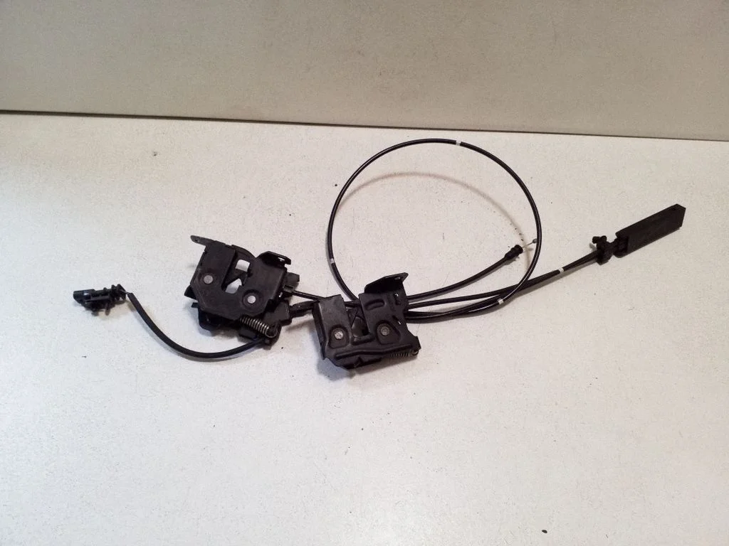 Engine bonnet/hood lock/catch – Polestar 2 (2020-)