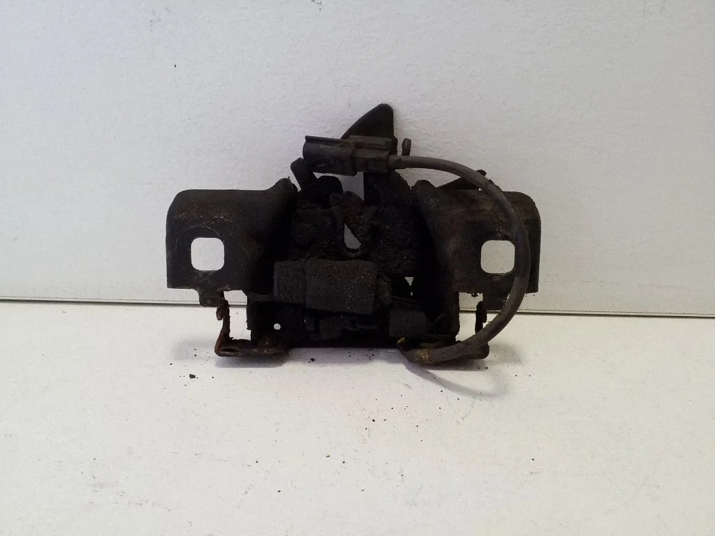 Mootorikapoti lukk – Renault Trafic III (X82) (2014-)