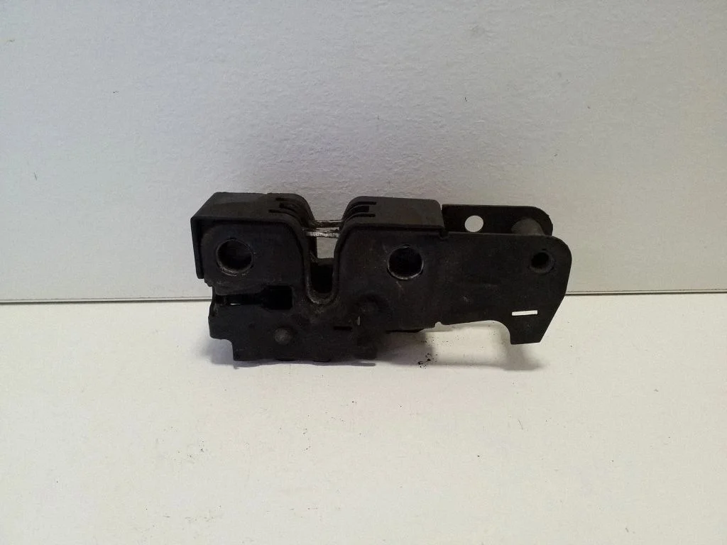 Engine bonnet/hood lock/catch 2H0823509B