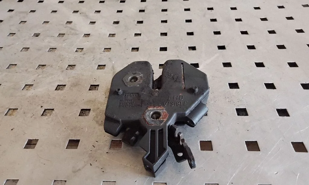 Engine bonnet/hood lock/catch 9483765