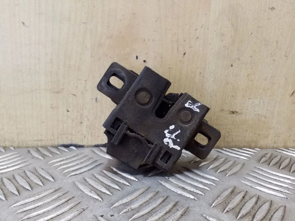 Engine bonnet/hood lock/catch 6H5216700AC