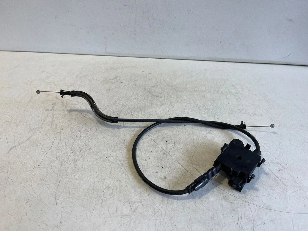 Engine bonnet/hood lock release cable 2GA823531