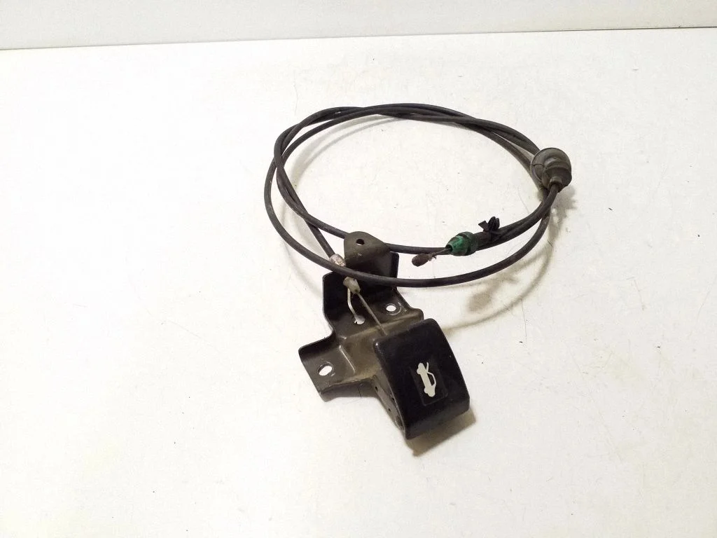 Engine bonnet/hood lock release cable
