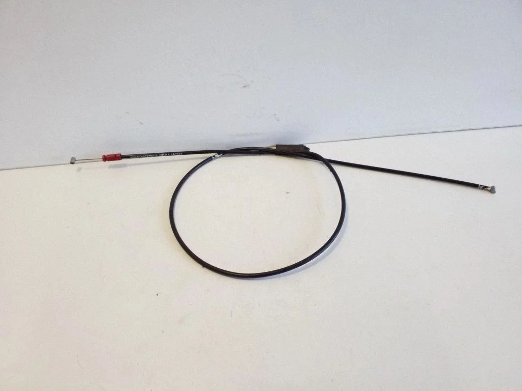 Motora pārsega slēdzenes atvēršanas trose 31278800
