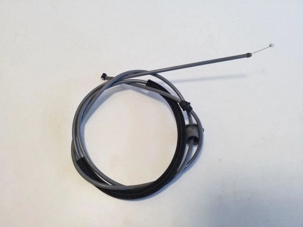 Engine bonnet/hood lock release cable 83C823535