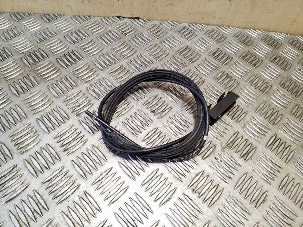Engine bonnet/hood lock release cable 5E0823535B