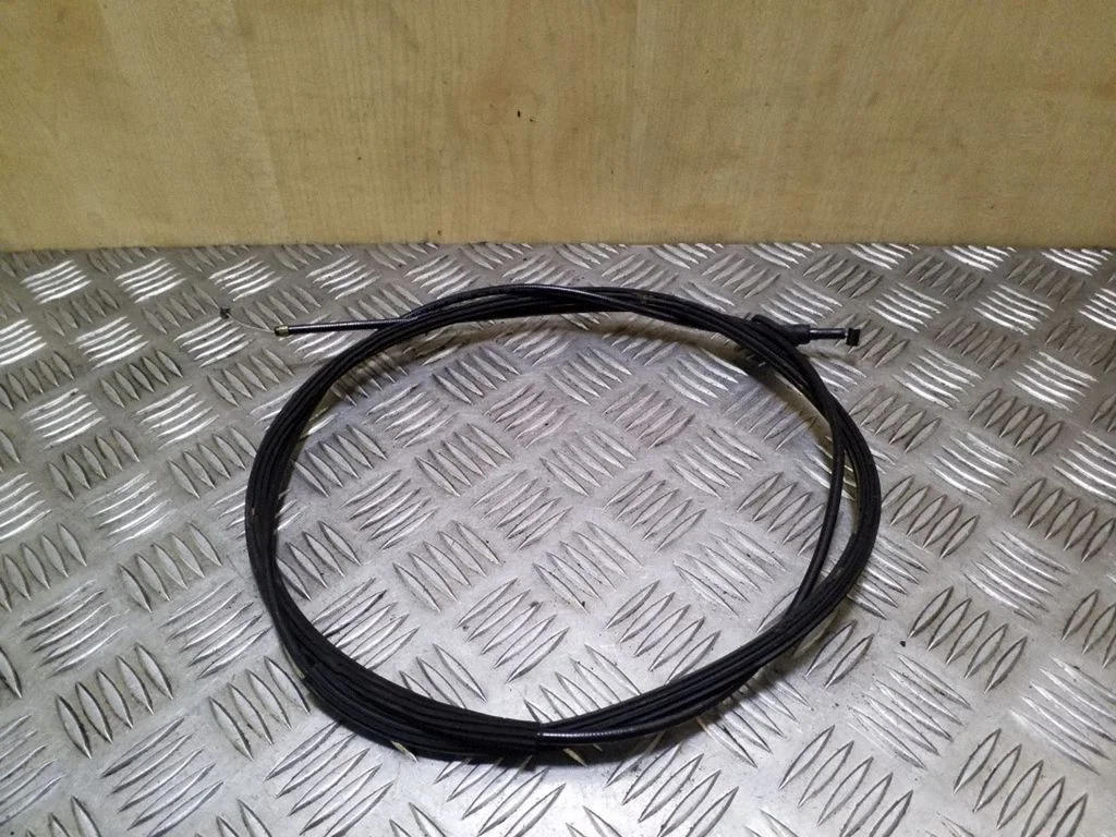 Engine bonnet/hood lock release cable – Audi A6 S6 C7 4G (2011-2018)