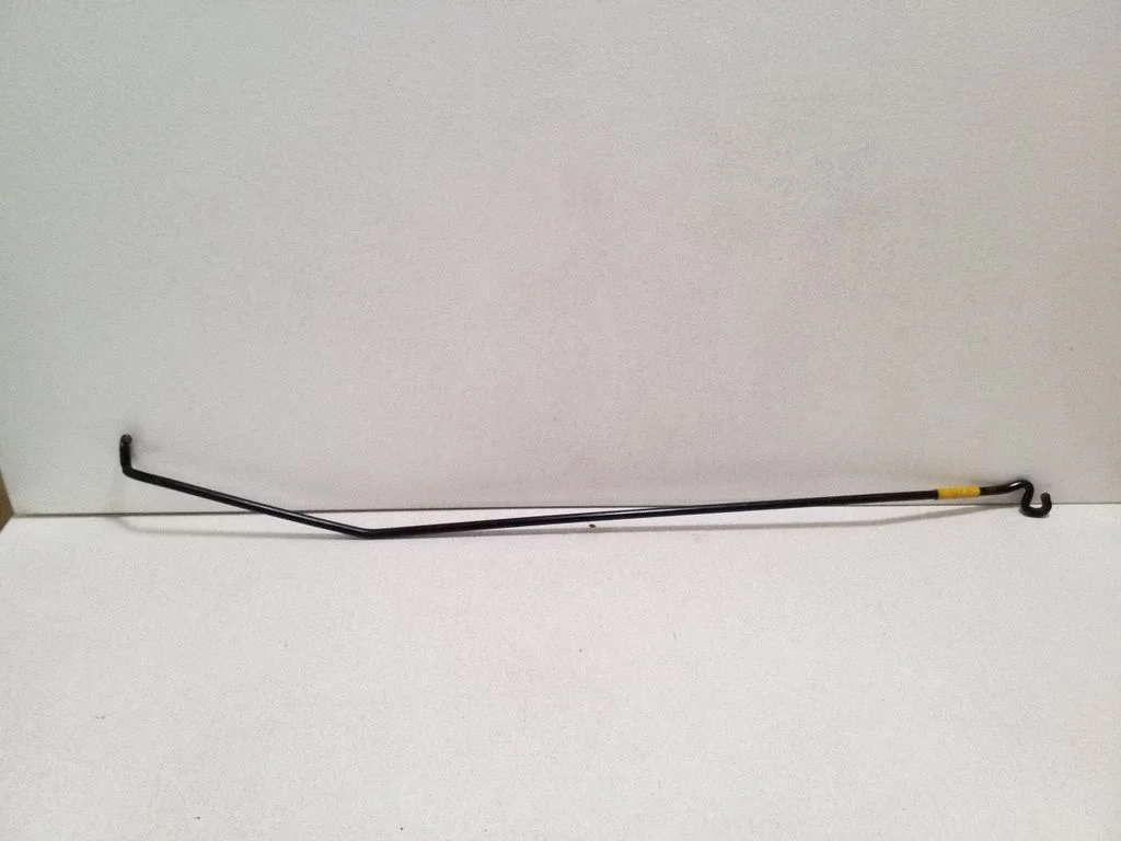 Engine bonnet/hood prop rod/strut